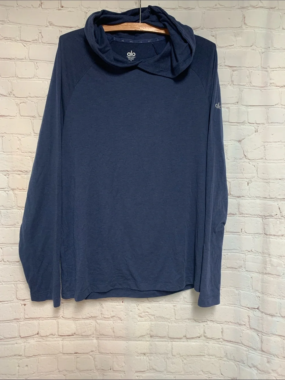 Alo Hoodie Top Size M